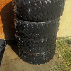 4 Tires Without Rims 