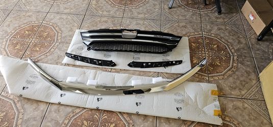 HONDA PILOT 2017 $140 GRILL 