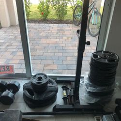 BARBELL SQUAT 
