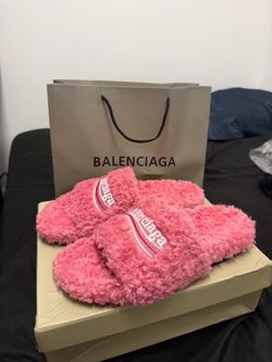 Balenciaga Slides