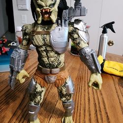 Poseable Predator 