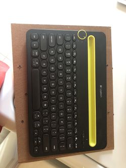 Attachable keyboard