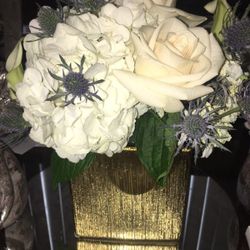 5x5 gold flower vase