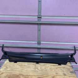 2011-2015 Jeep Cherokee Cowl Top Panel OEM