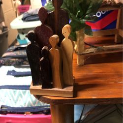 2003 Jerry Krider 6 Person Wooden Carving