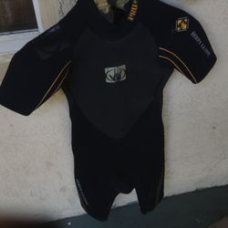 Shorty Wetsuit-New Male/Female