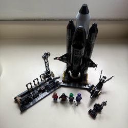 LEGO The Bat Space Shuttle 70923