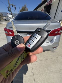 Llaves de autos / car keys and remotes