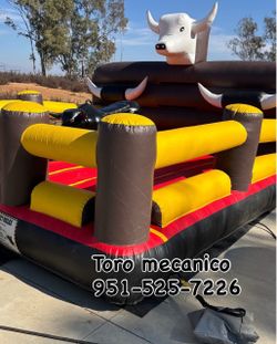 Toro mecánico