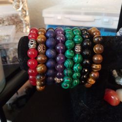 Bracelets And Window Jewelry Made With Crystals/Stone And Glass