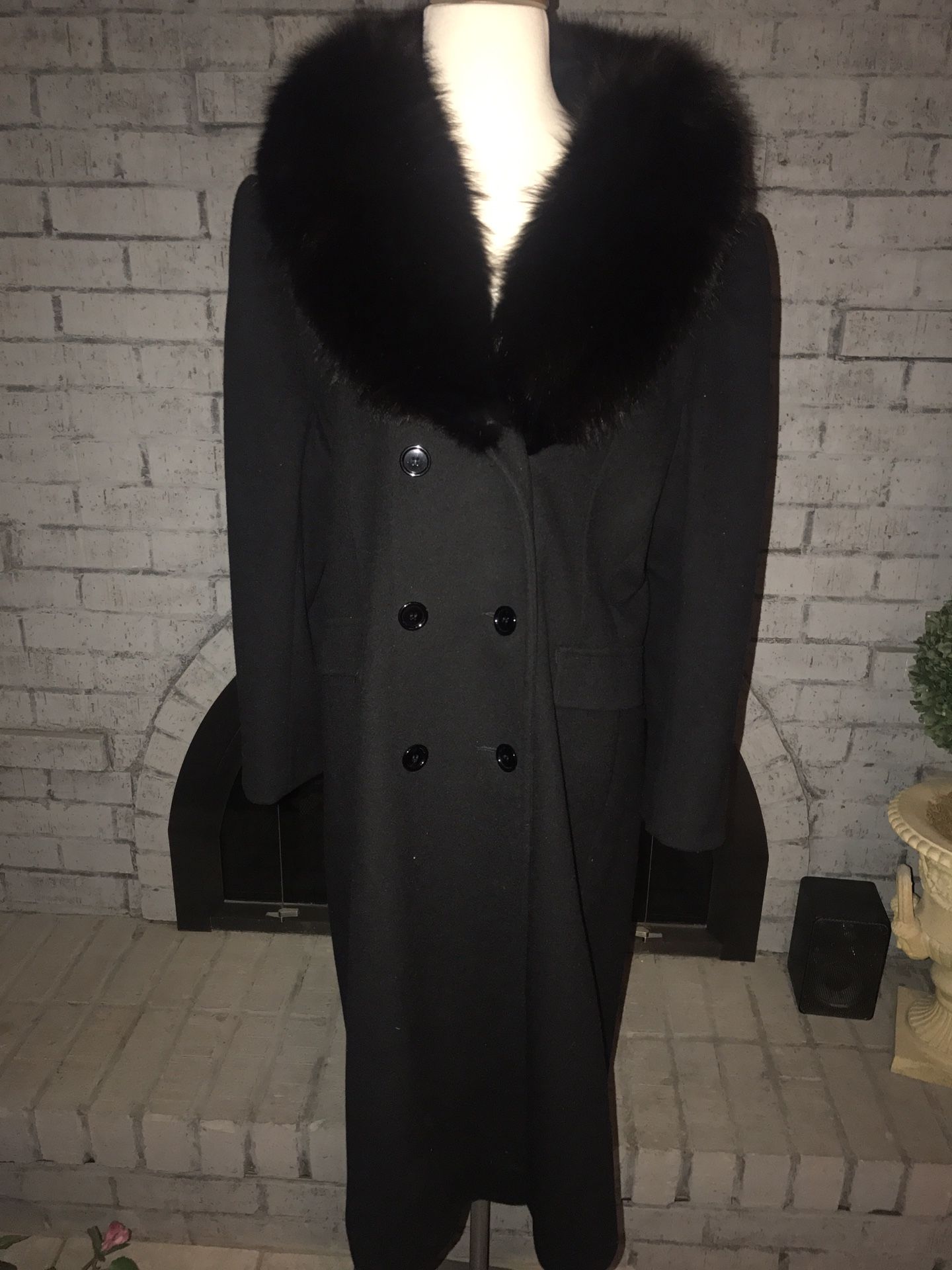 Vintage BLACK Alorna Wool Coat w/Faux Fur Collar