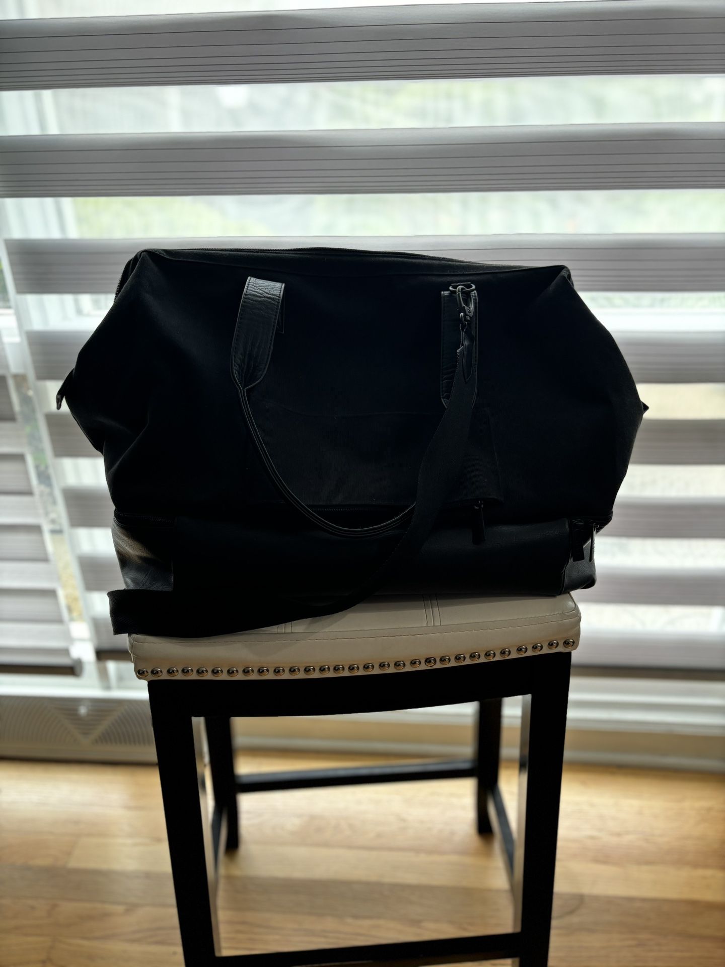 Beis Weekender Bag - Black 
