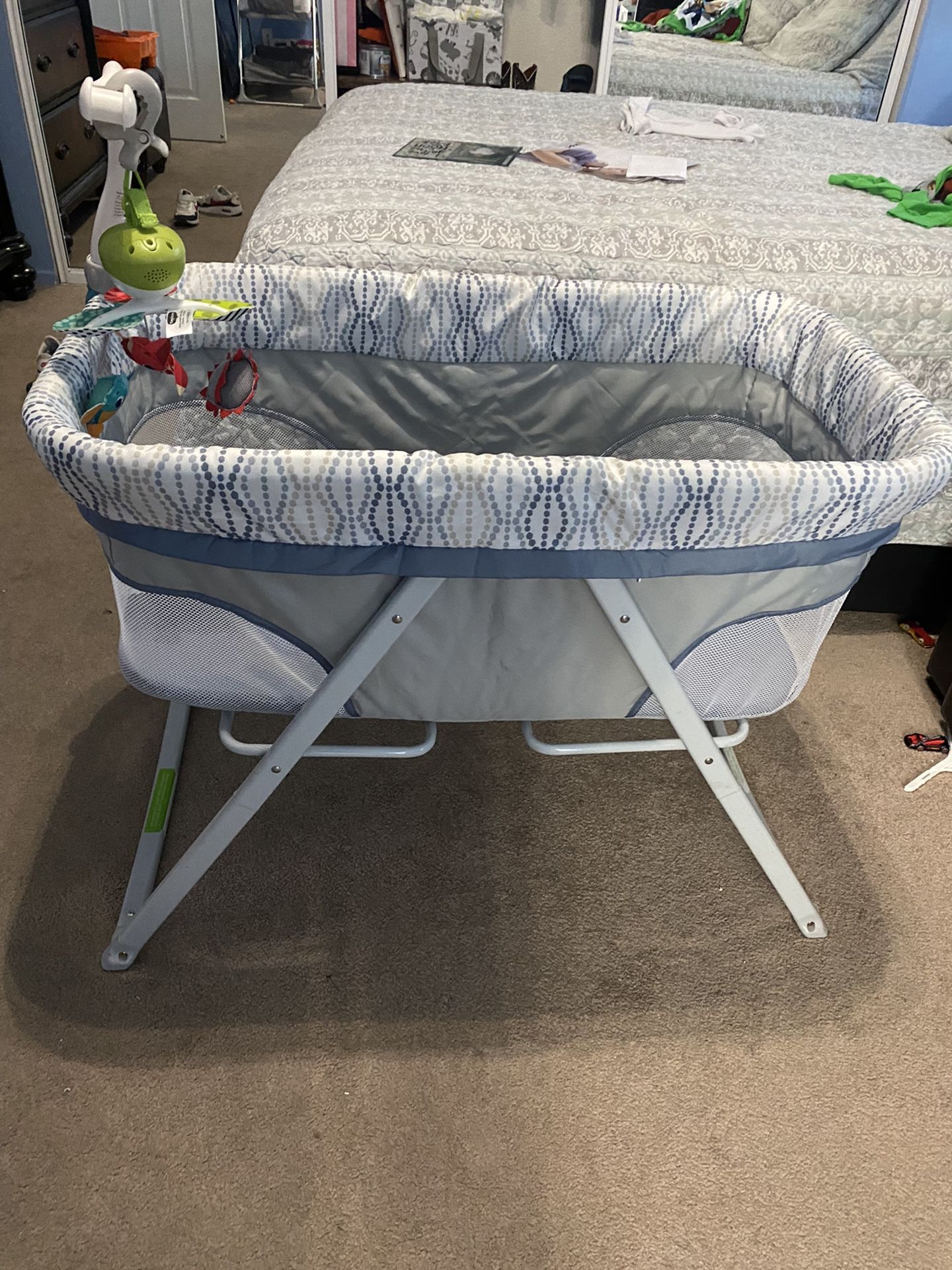 Baby Bassinet Like New