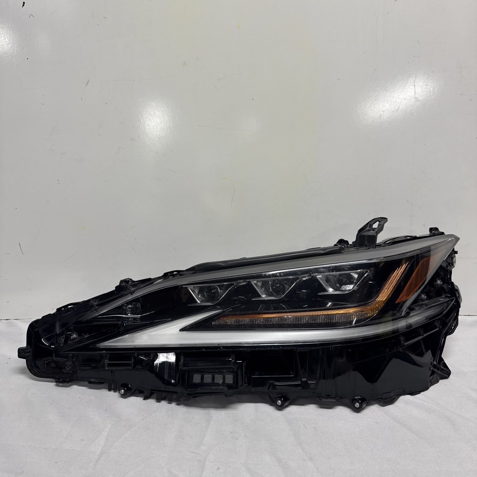 2019 2020 2021 2022 LEXUS ES350 ES300h TRIPLE BEAM LED HEADLIGHT OEM BB170