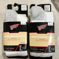 Socks pack.5 inside each pack for Sale in Huntingtn Sta, NY - OfferUp