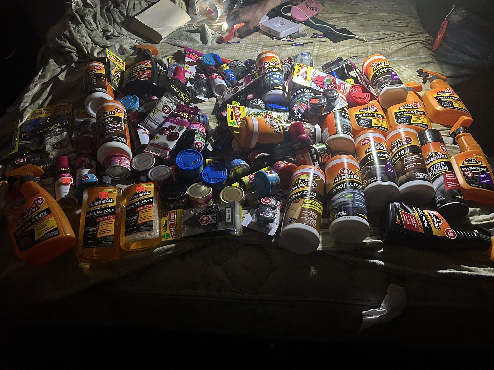 Variety Of Car Maintenance Products (125) Such As Detailing Sprays, Leather Wipes, Wash & Wax, Wheel & Tire Cleaners & Air Fresheners. Products