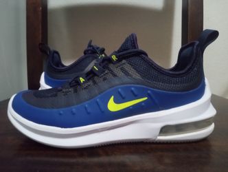 Like new Nike Air Max size 13.5c Toddler $30