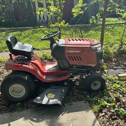 Troy Bilt Ride On Lawnmower 