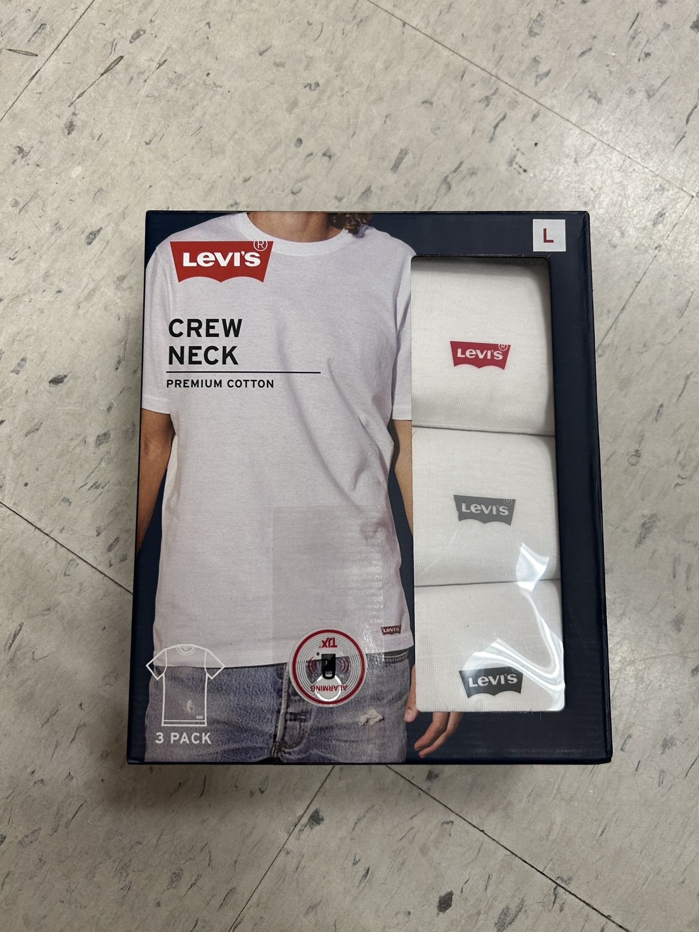 NWT Levi’s men’s crew neck tshirt 3 pack size L