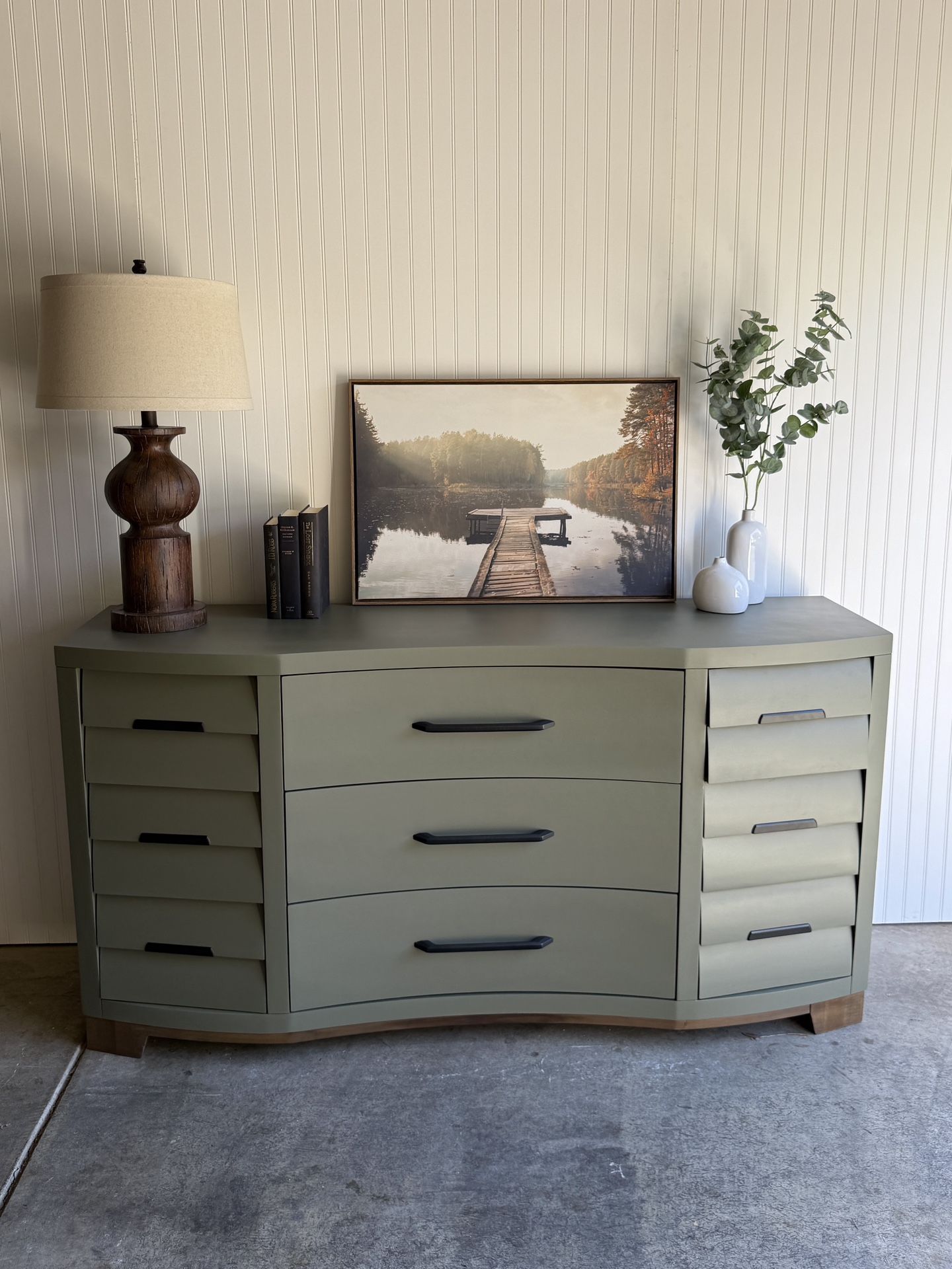 ✨ Fully refinished 9-drawer dresser ✨