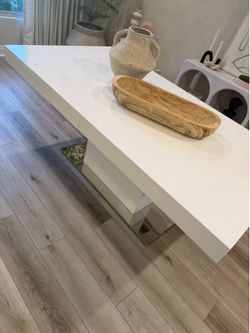 Modern table