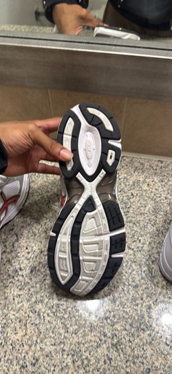 WORN TWICE these are some asics that are an size 9 still in good condition