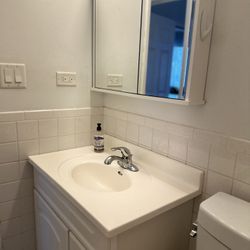 30” White Bath Bathroom Vanity Top Sink Faucet Mirror Medicine Cabinet Lighting