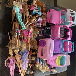 Lot Of Barbie’s 