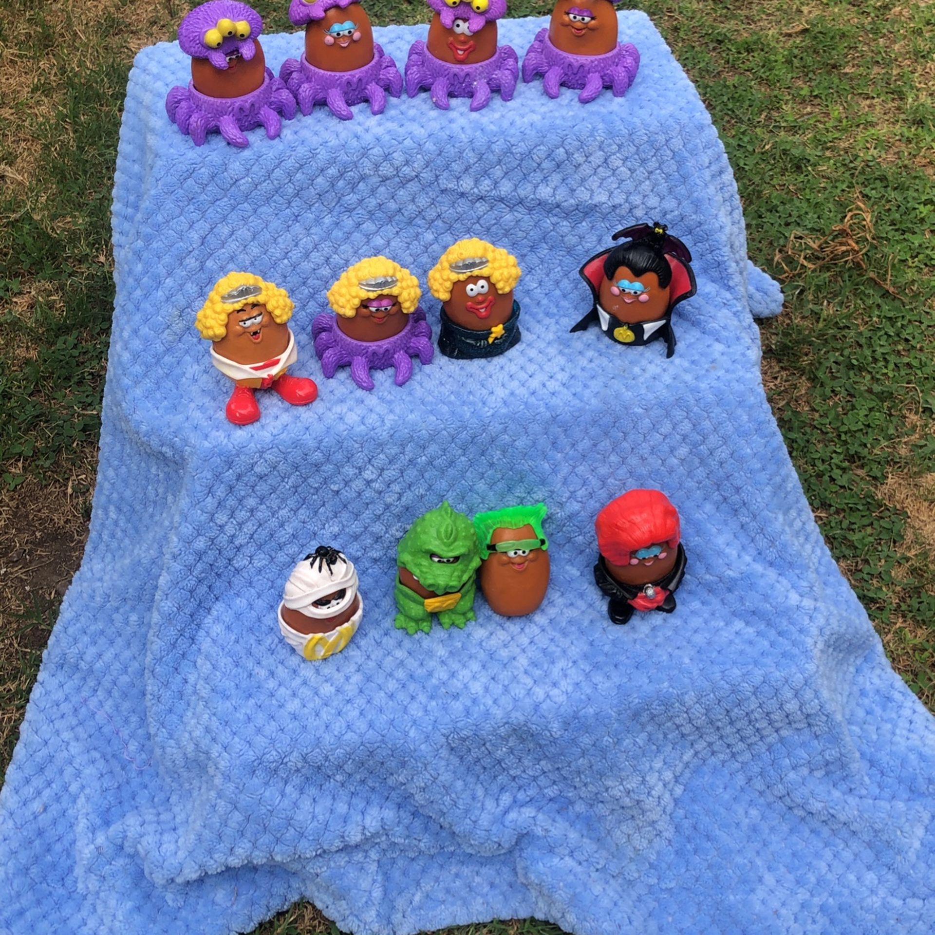 12 1996 Halloween McDonald’s Potato Head Toys