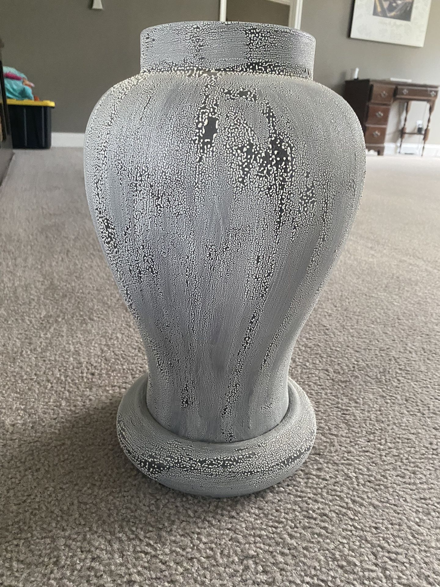 Beautiful Textured Gray/white Vase