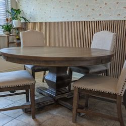 Round Dining Table & 4 Chairs