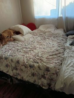 King mattress Bed