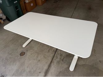 Ikea Bekant White Table