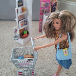 Barbie 3 in 1 Camper & Grocery Store Set