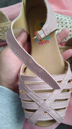 Girl shoes