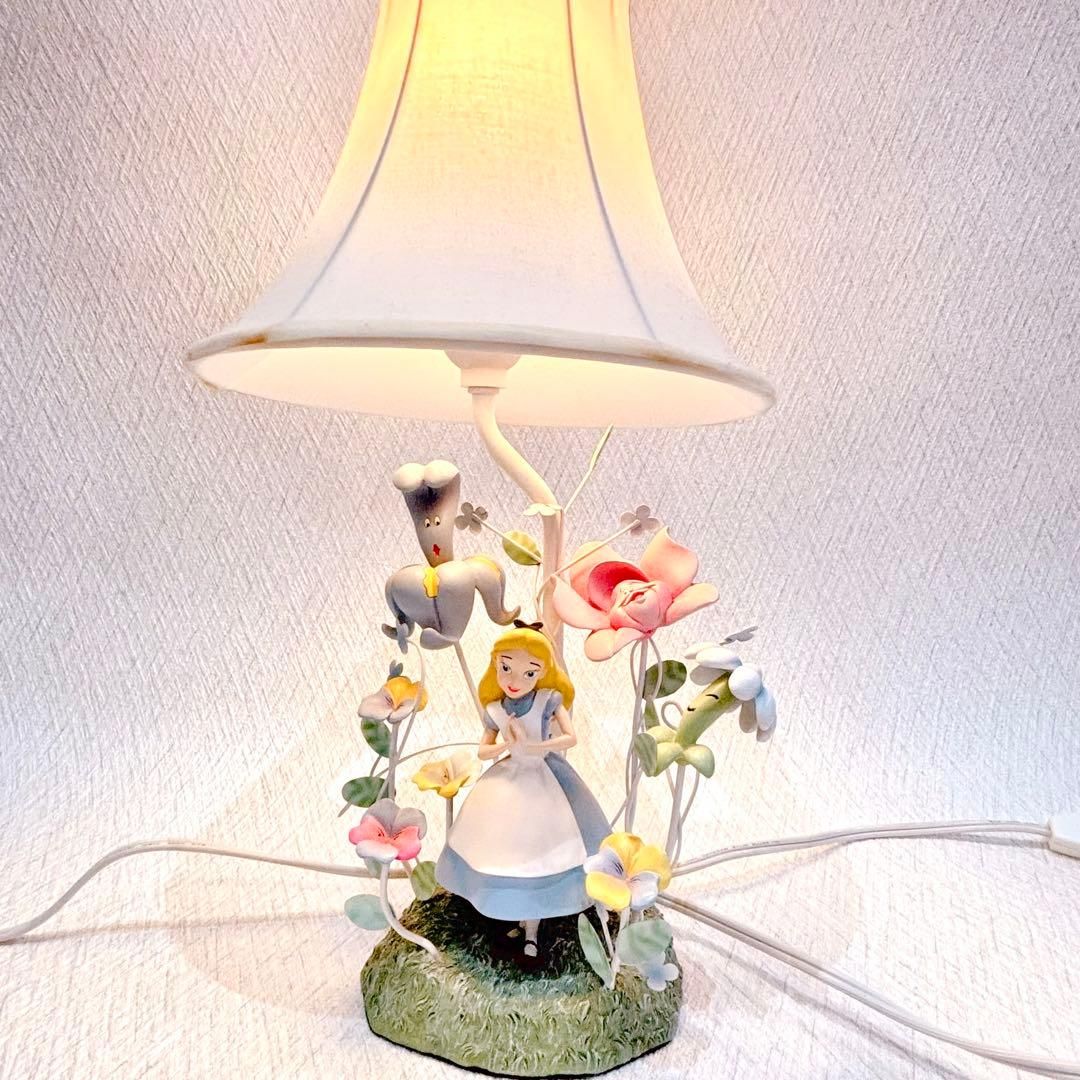 Disney ALICE IN WONDERLAND Vintage LAMP