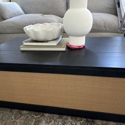 Lift Top Rattan Coffee Table 