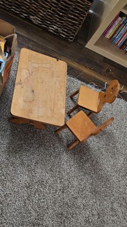 American doll table and chairs vintage from 80s