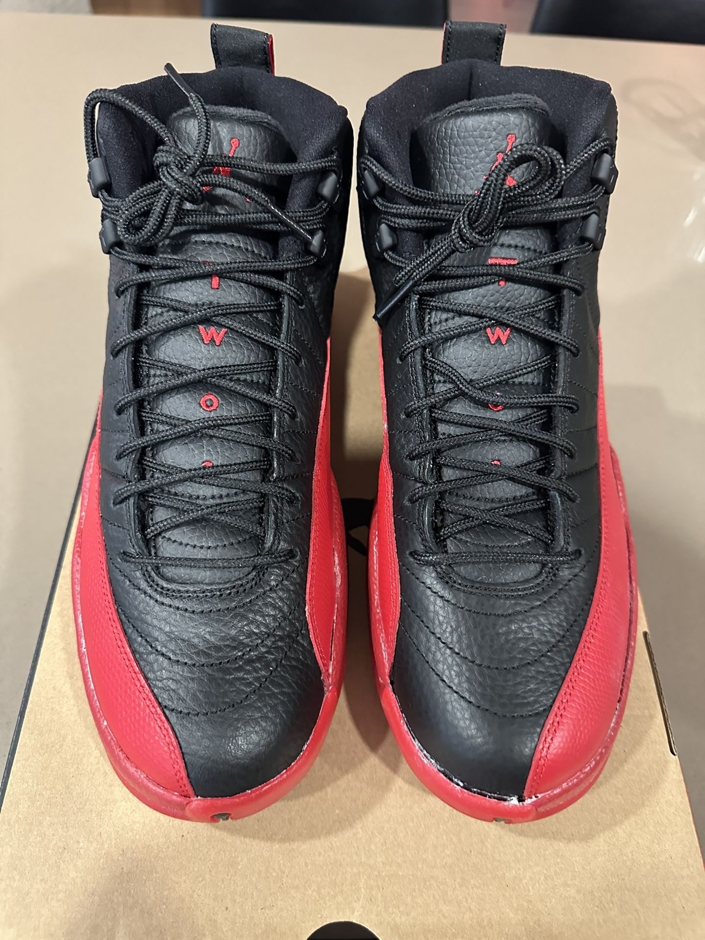 Air Jordan 12 Retro Flu Game (2016)