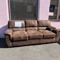 Free Sofa