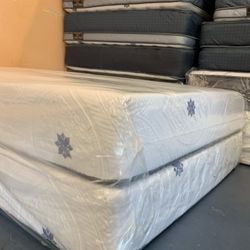 MATTRESS AND FURNITURE GREAT QUALITY 