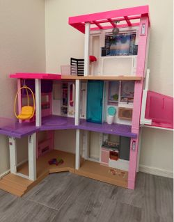 Barbie Dream house