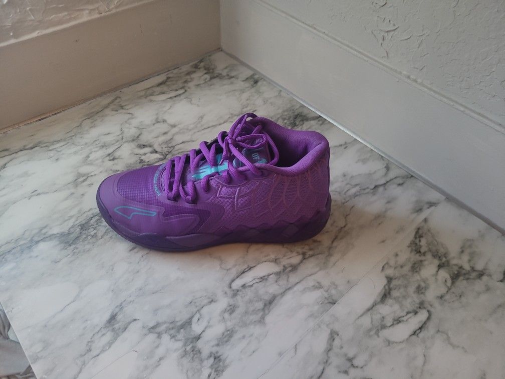 MB1 Lamelo Ball Queen City Basketball Shoes 🏀