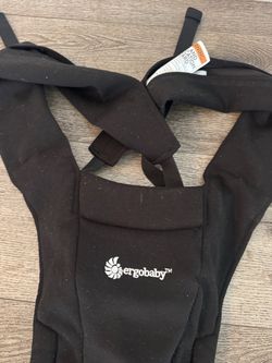 Ergobaby Embrace Baby Carrier – Pure Black