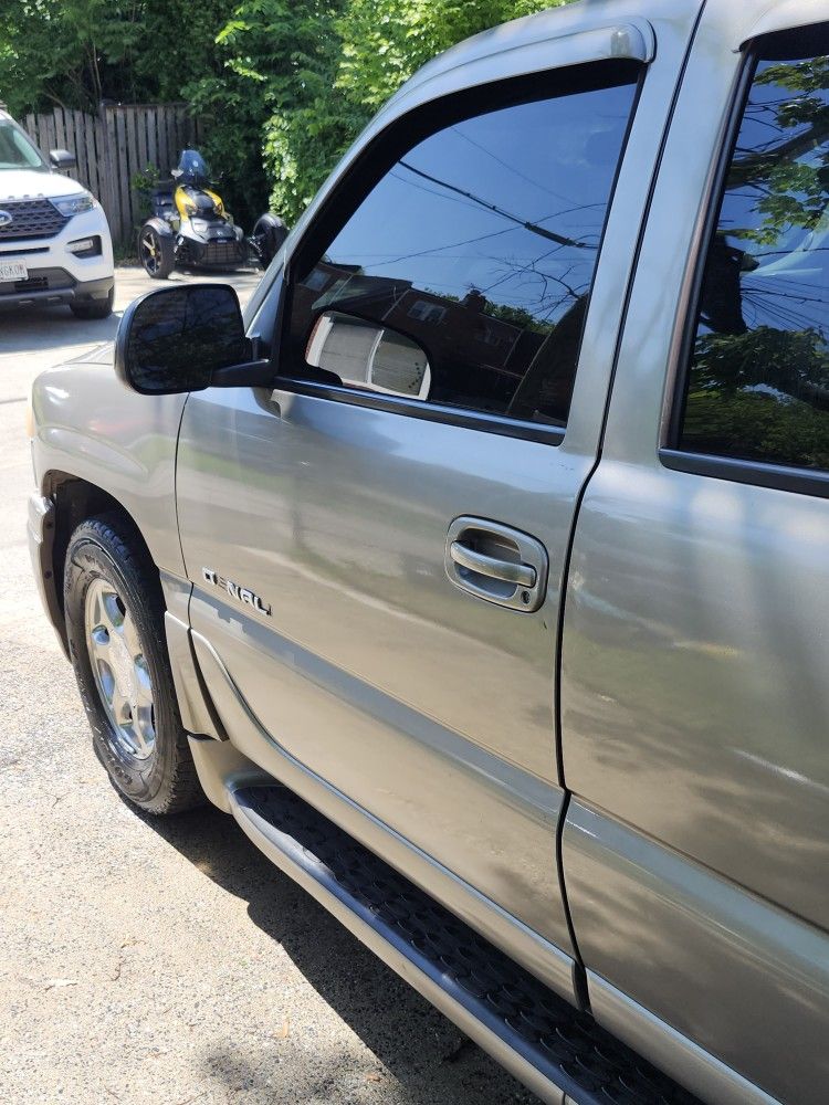 2001 GMC Yukon XL