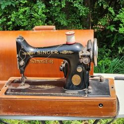 1923 Singer Model 99K Electric Sewing Machine w/ Knee Control & Case - Operational!!!