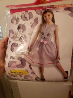 Kitty costume