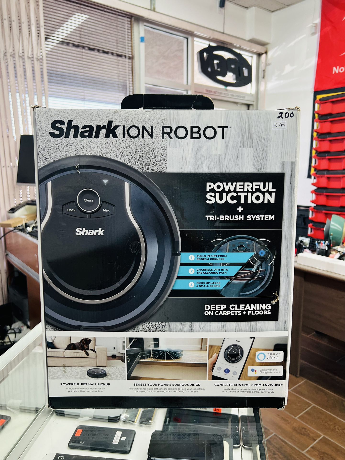Shark - ION Robot RV761, Wi-Fi Connected. Robot Vacuum with Multi- Surface Cleaning - Black/Navy Blue