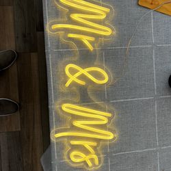 Mr. & Mrs. Neon Sign 