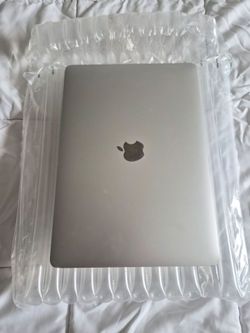 Apple MacBook Pro 13" - A2338  - M1